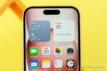 Vue avant détaillée de l’iPhone 15 256 Go avec écran Dynamic Island