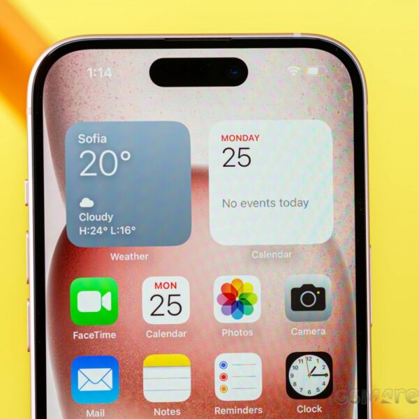 Vue avant détaillée de l’iPhone 15 256 Go avec écran Dynamic Island